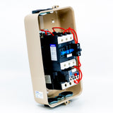 Arrancador magnético tripolar a tensión plena en gabinete con 2 botones (Tamaño 3)