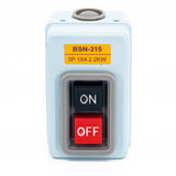 Arrancador manual trifásico, 15 Amp, en gabinete metálico, 2 botones negro y rojo (Arrancar - Parar)