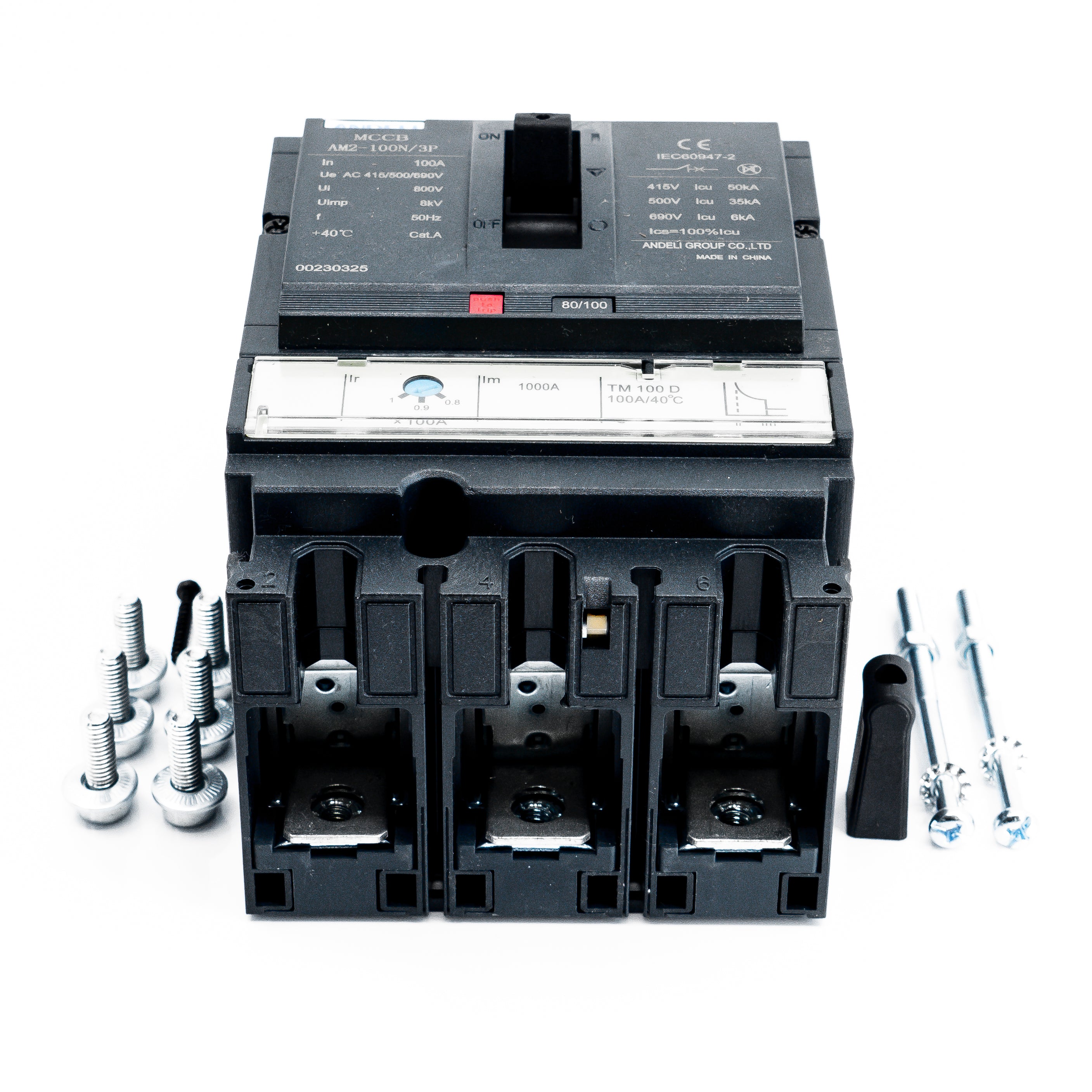 Interruptor termomagnetico, 3 polos, caja moldeada, amperaje ajustable, 105x158x100mm.